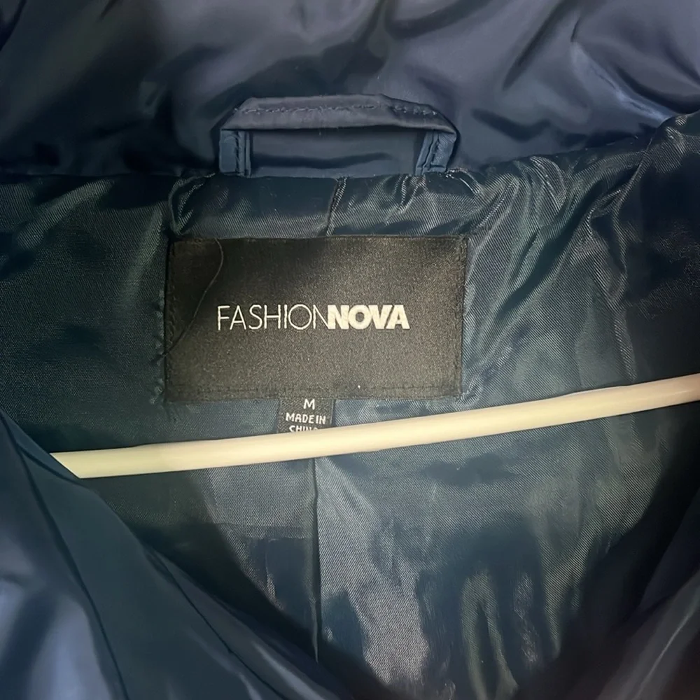 Puffer Jacket - Picture 3 of 6